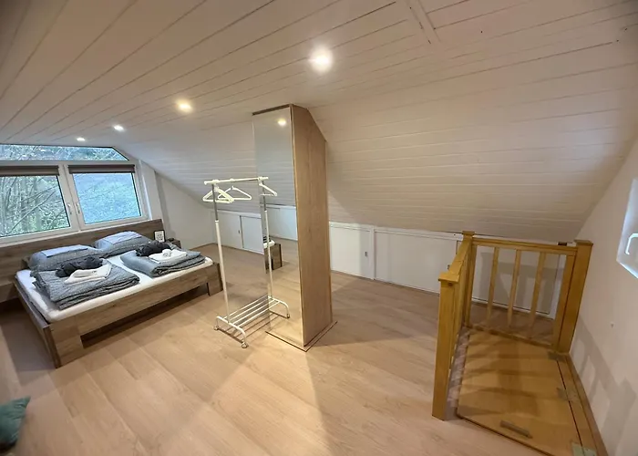 Offline Vendeghaz 招待所 *